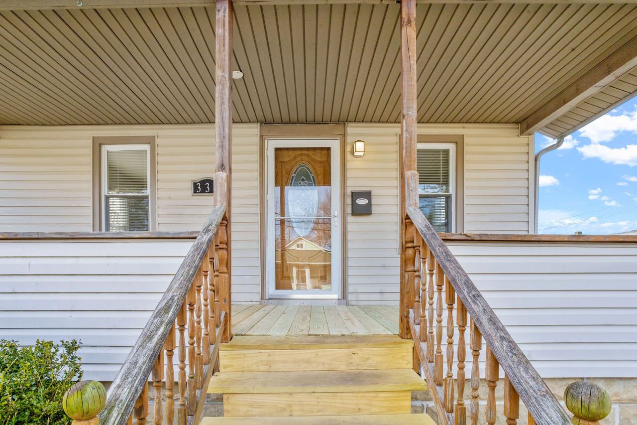 332 W Olive St #1 - Photo 4 of 26