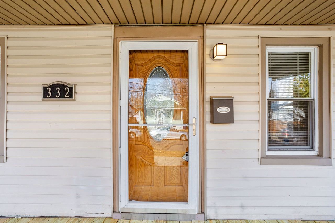 332 W Olive St #1 - Photo 5 of 26