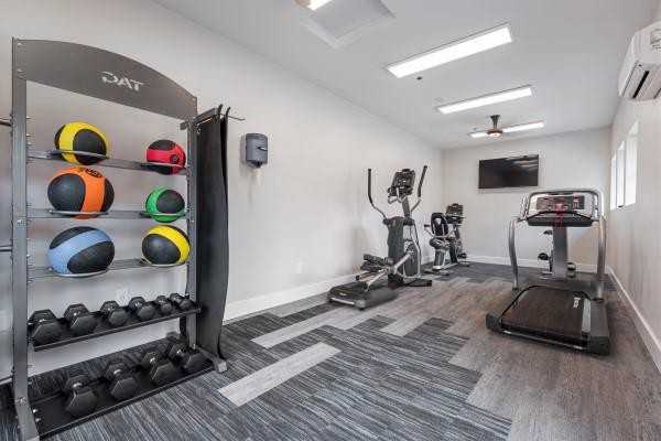 4601 Gerrilyn Way - Photo 6 of 11