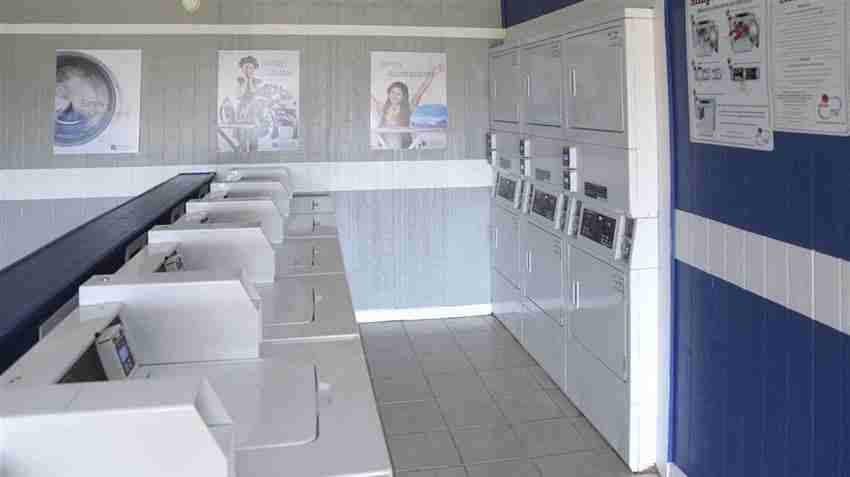 2950 Pleasant Ave - Photo 7 of 16