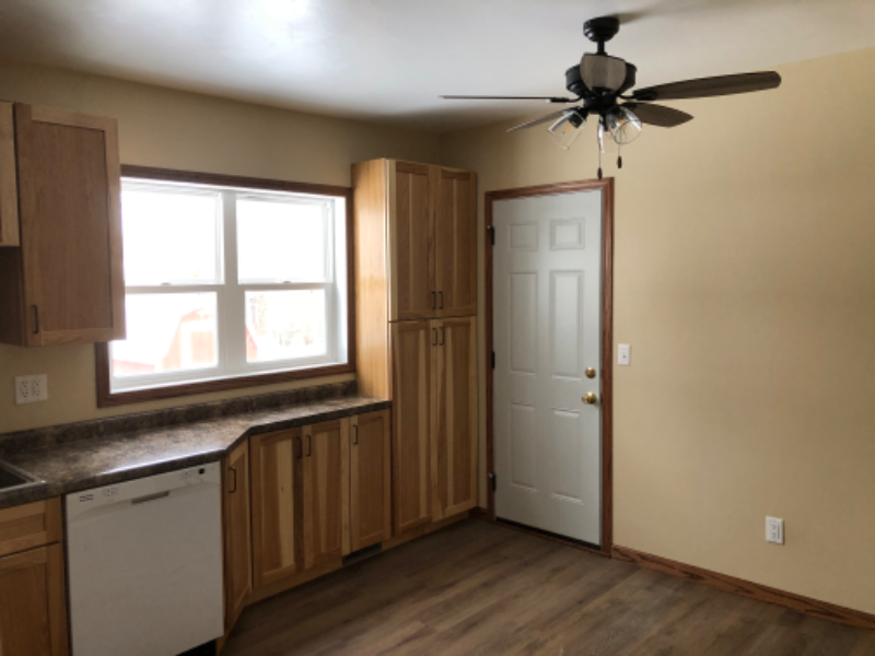 221 E 1st St Lowr - Photo 3 of 24