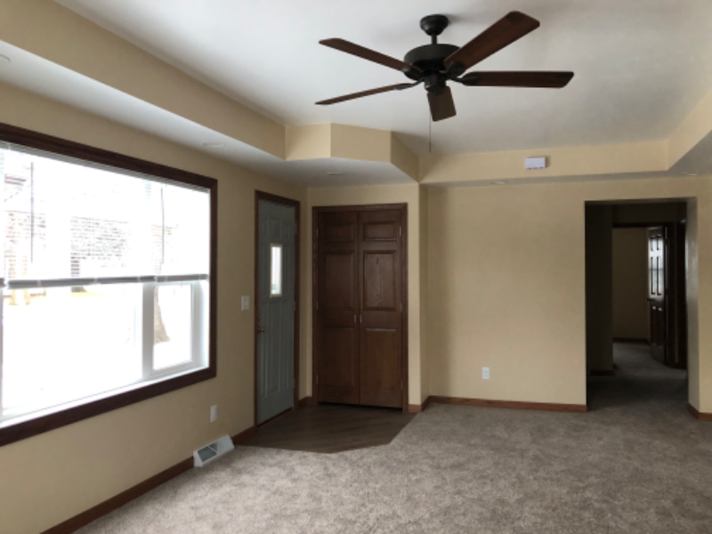 221 E 1st St Lowr - Photo 5 of 24