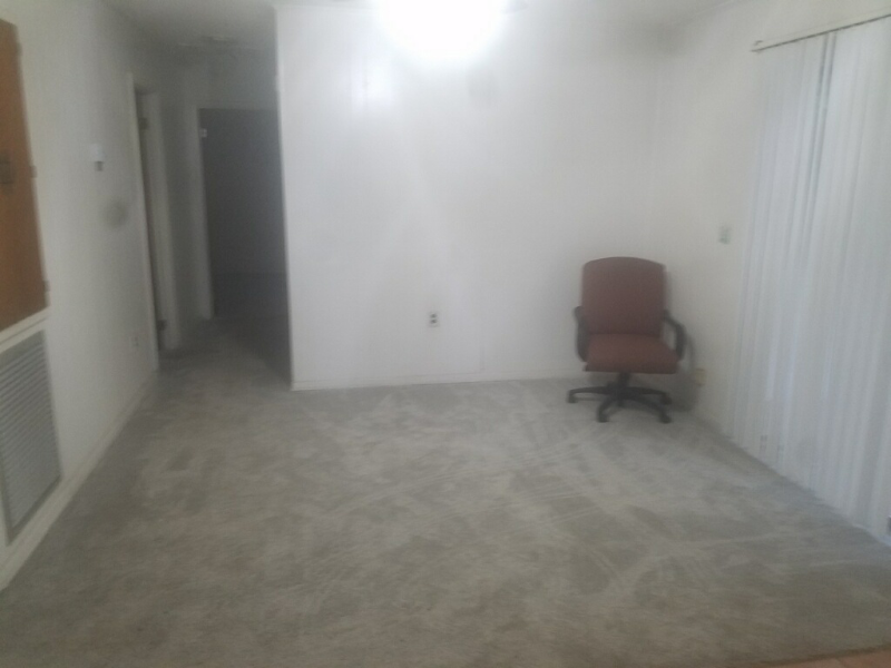 718 Orange St - Photo 5 of 10