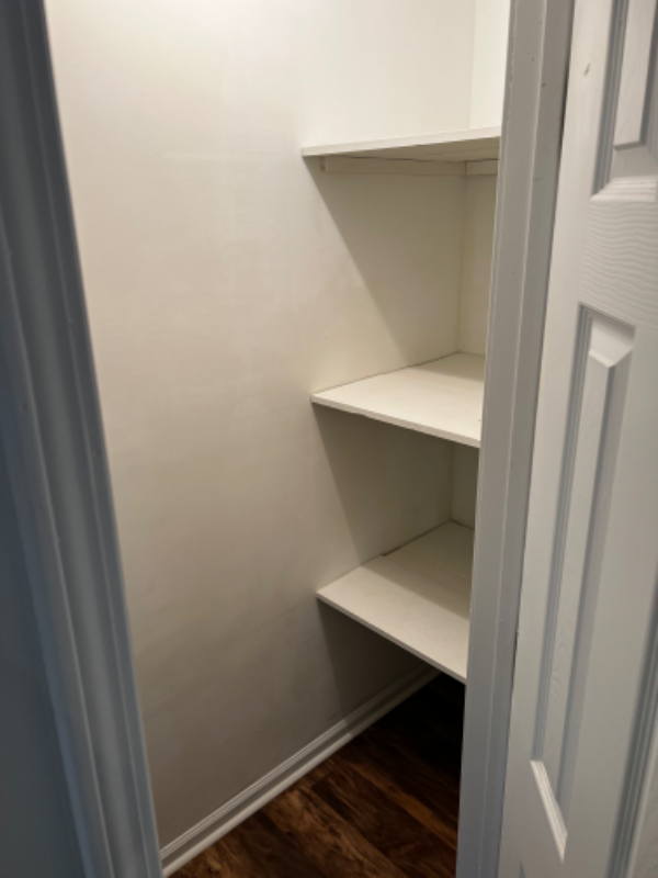 911 Maplewood Ave - Photo 7 of 28