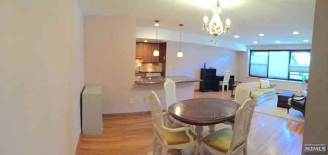 95 Orient Way - Photo 3 of 13