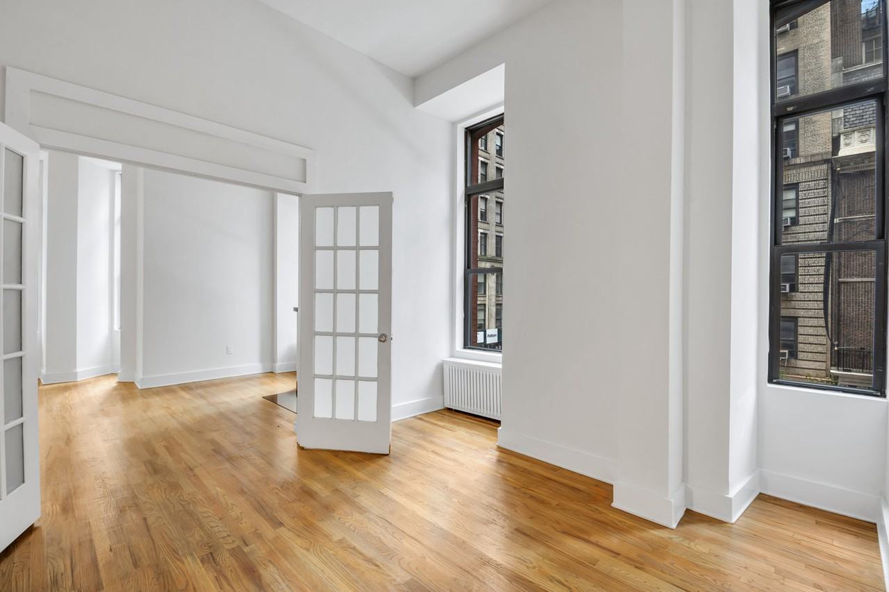 Madison Ave & E 31st St #13F - Photo 2 of 12