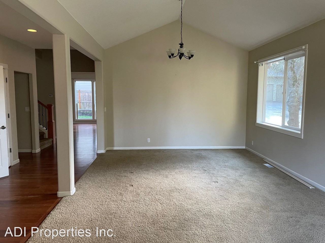 11740 Sw Errol St - Photo 2 of 20