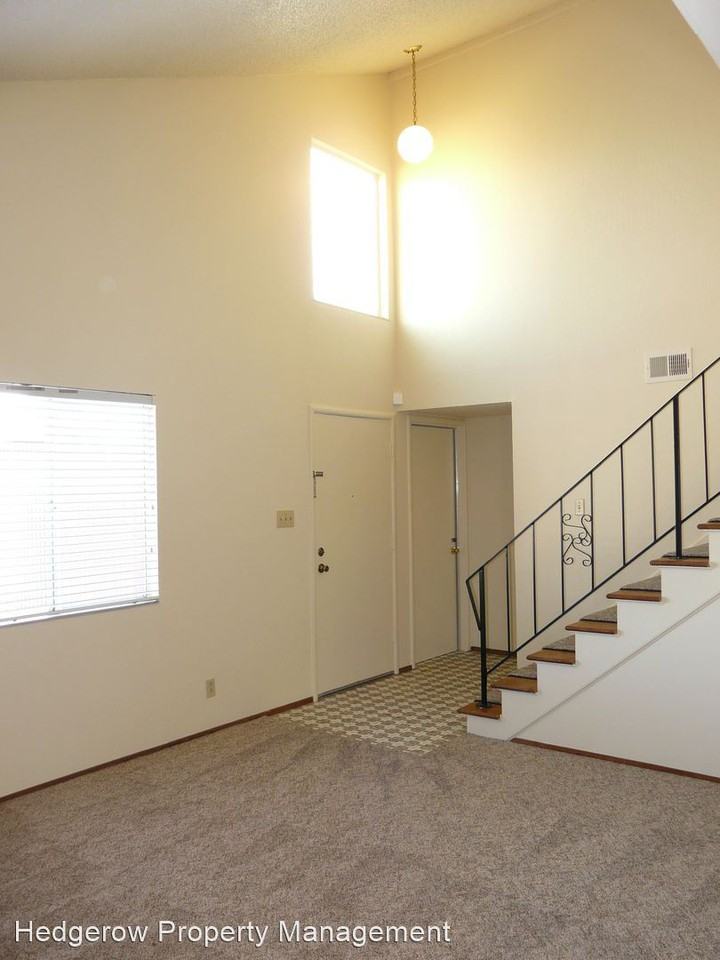 9 Stetson Dr - Photo 2 of 17