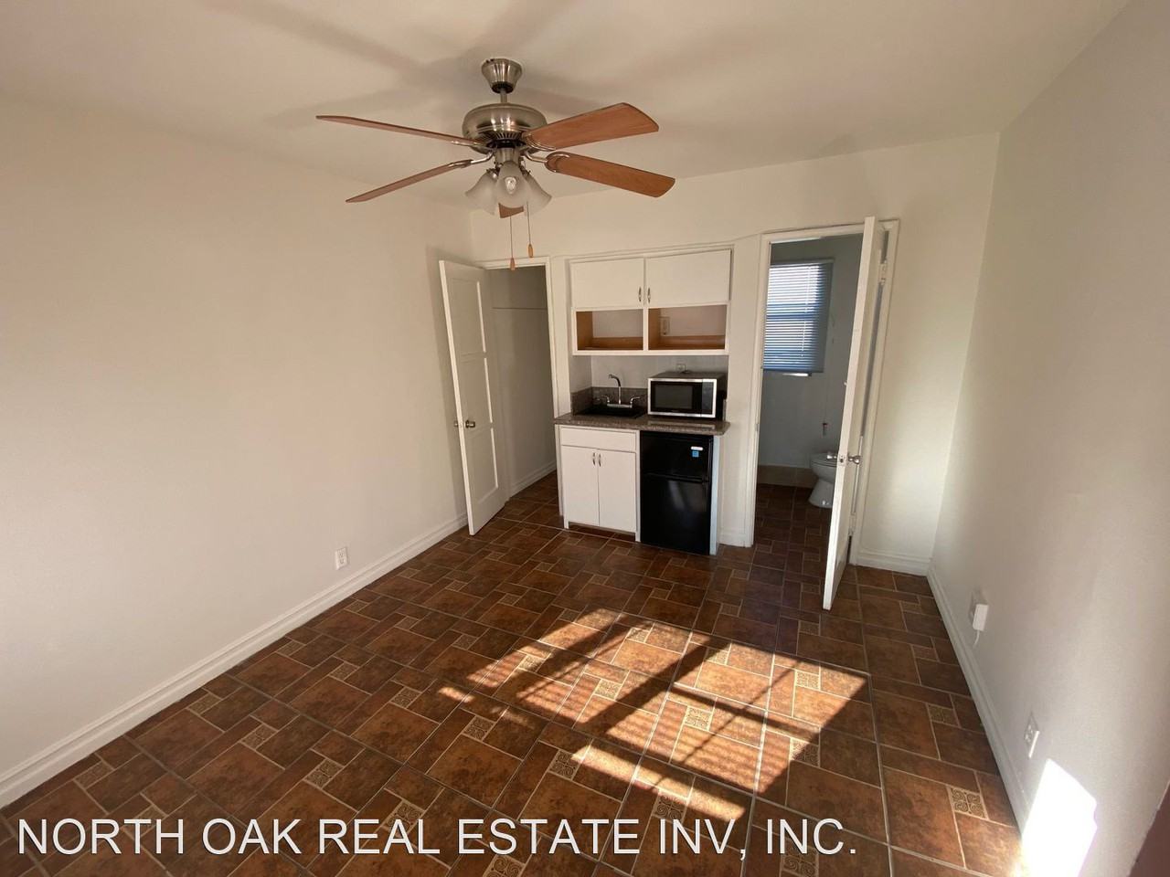 1409 Crenshaw Blvd. 1411 Crenshaw Blvd. - Photo 2 of 4