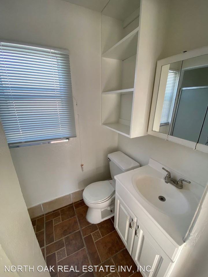 1409 Crenshaw Blvd. 1411 Crenshaw Blvd. - Photo 3 of 4