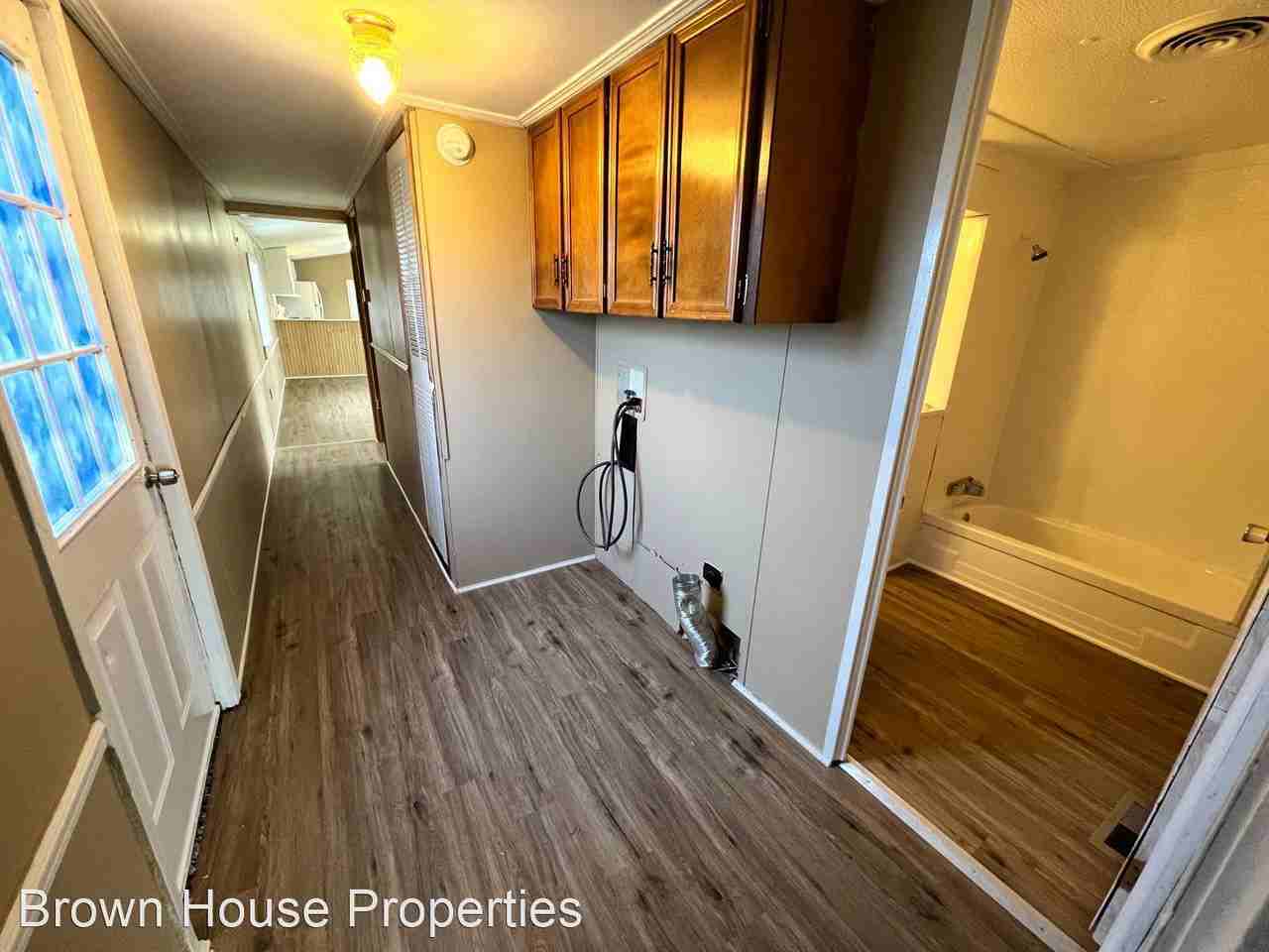 1608 Hill Rd - Photo 3 of 8