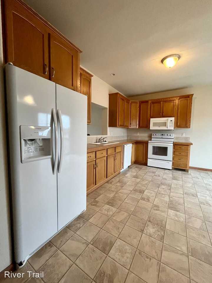 3618-3735 Saddle Horn Trail - Photo 2 of 46