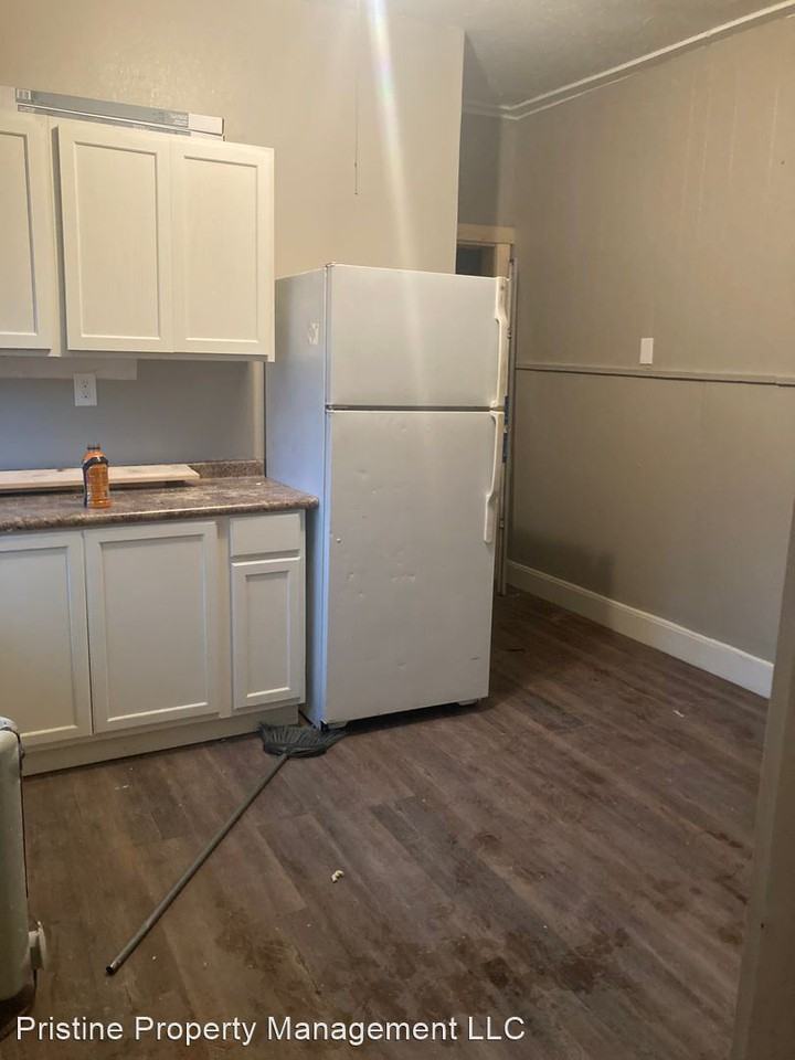 623 Harrell - Photo 2 of 5