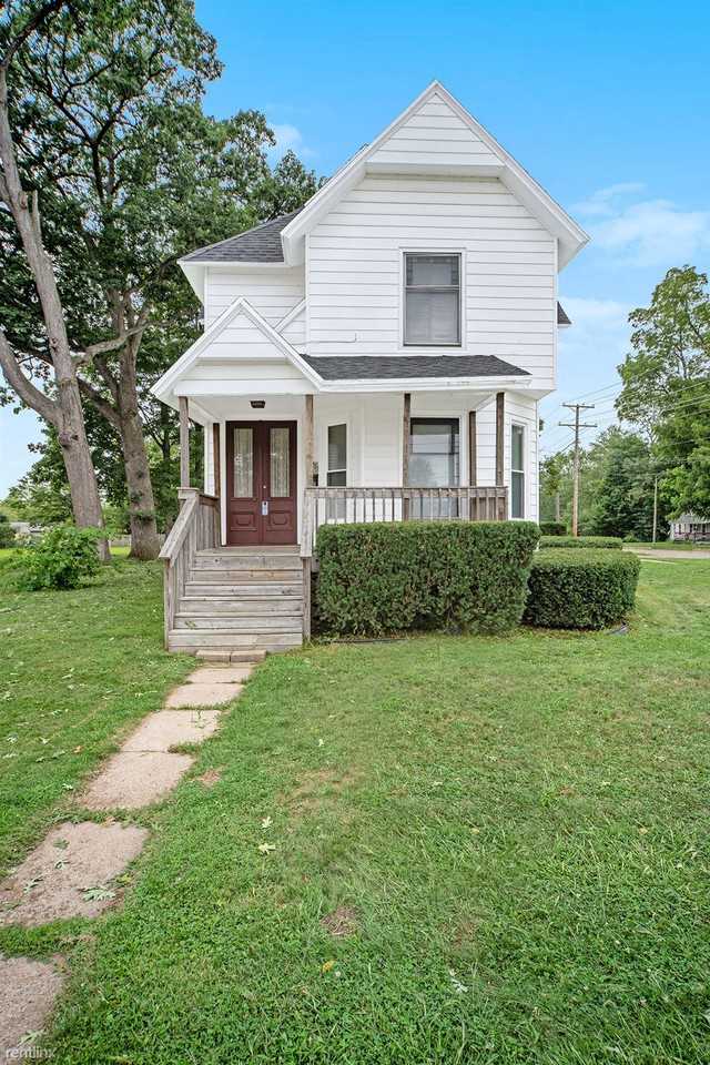 202 S Michigan Ave - Photo 3 of 5