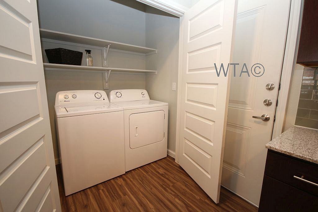 9308 S 1st ST - Photo 2 of 31