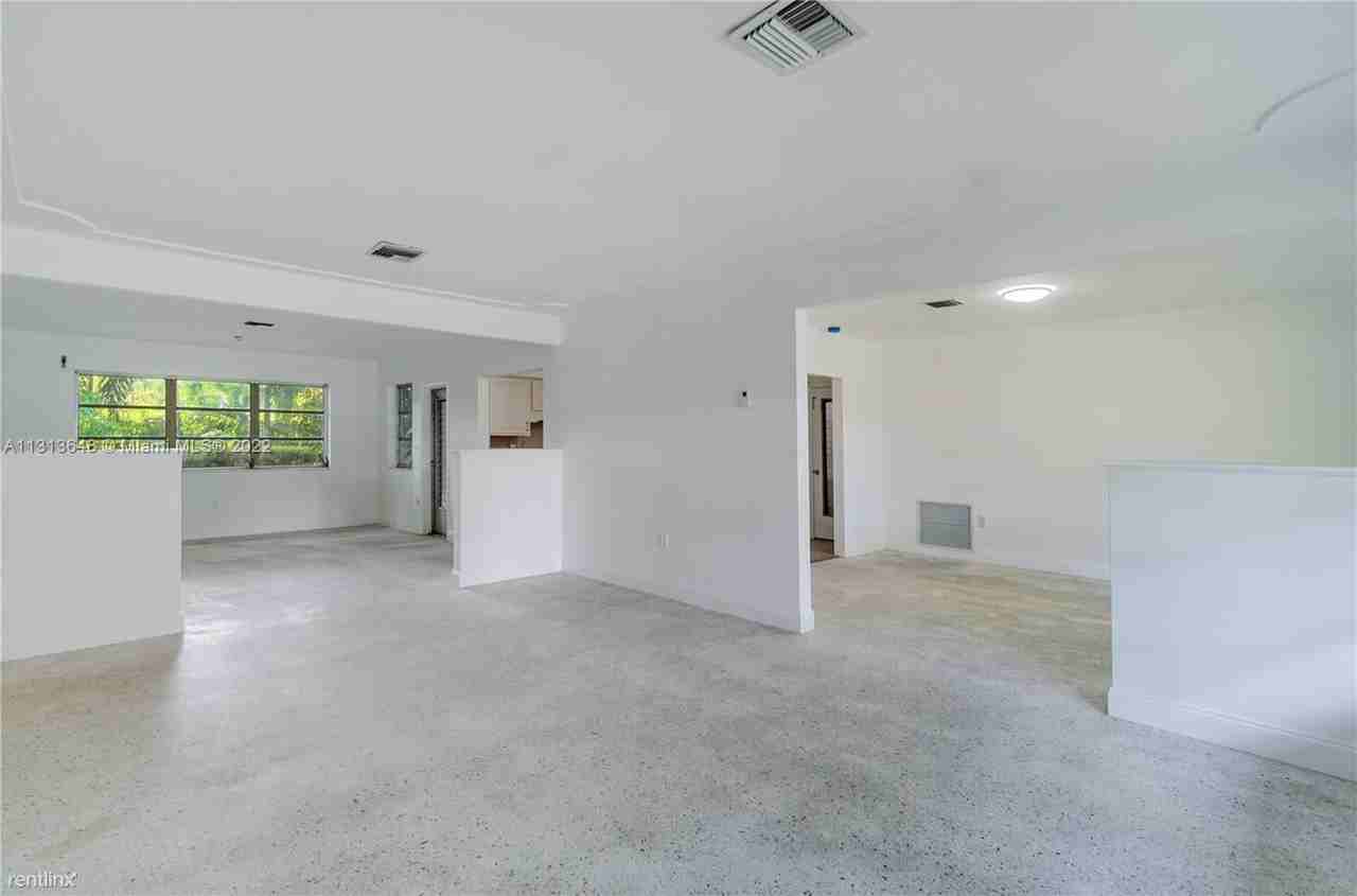 534 Wood St #0 - Photo 2 of 13