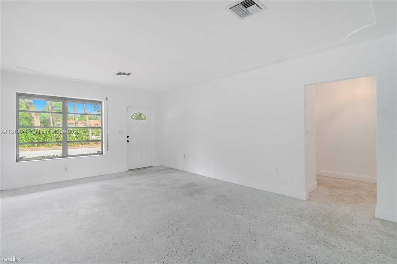 534 Wood St #0 - Photo 3 of 13