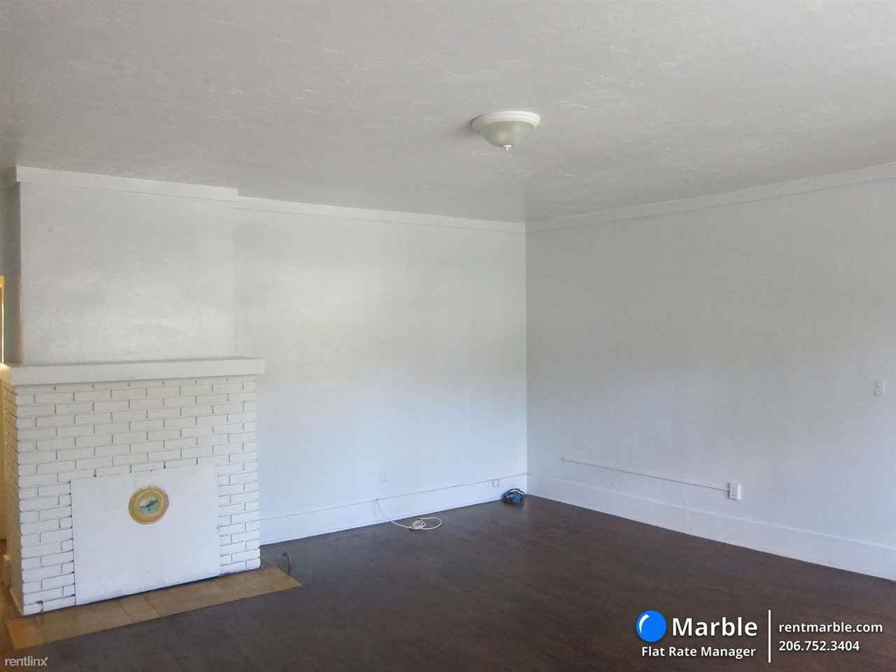 505 Ne 9th Ave #1 - Photo 3 of 12