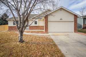 featured image of 5807 Derry Drive