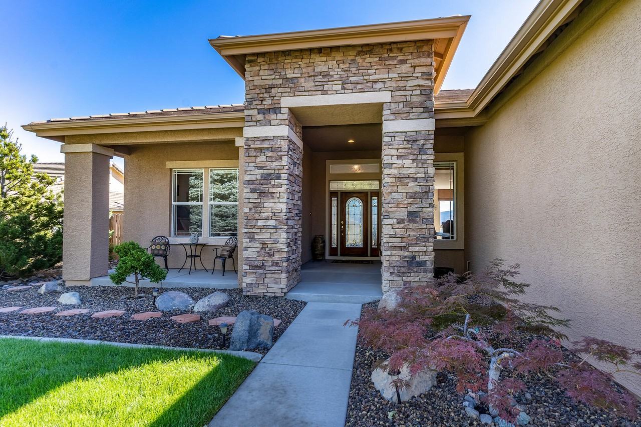 2750 Shadow Dancer Trl - Photo 2 of 39