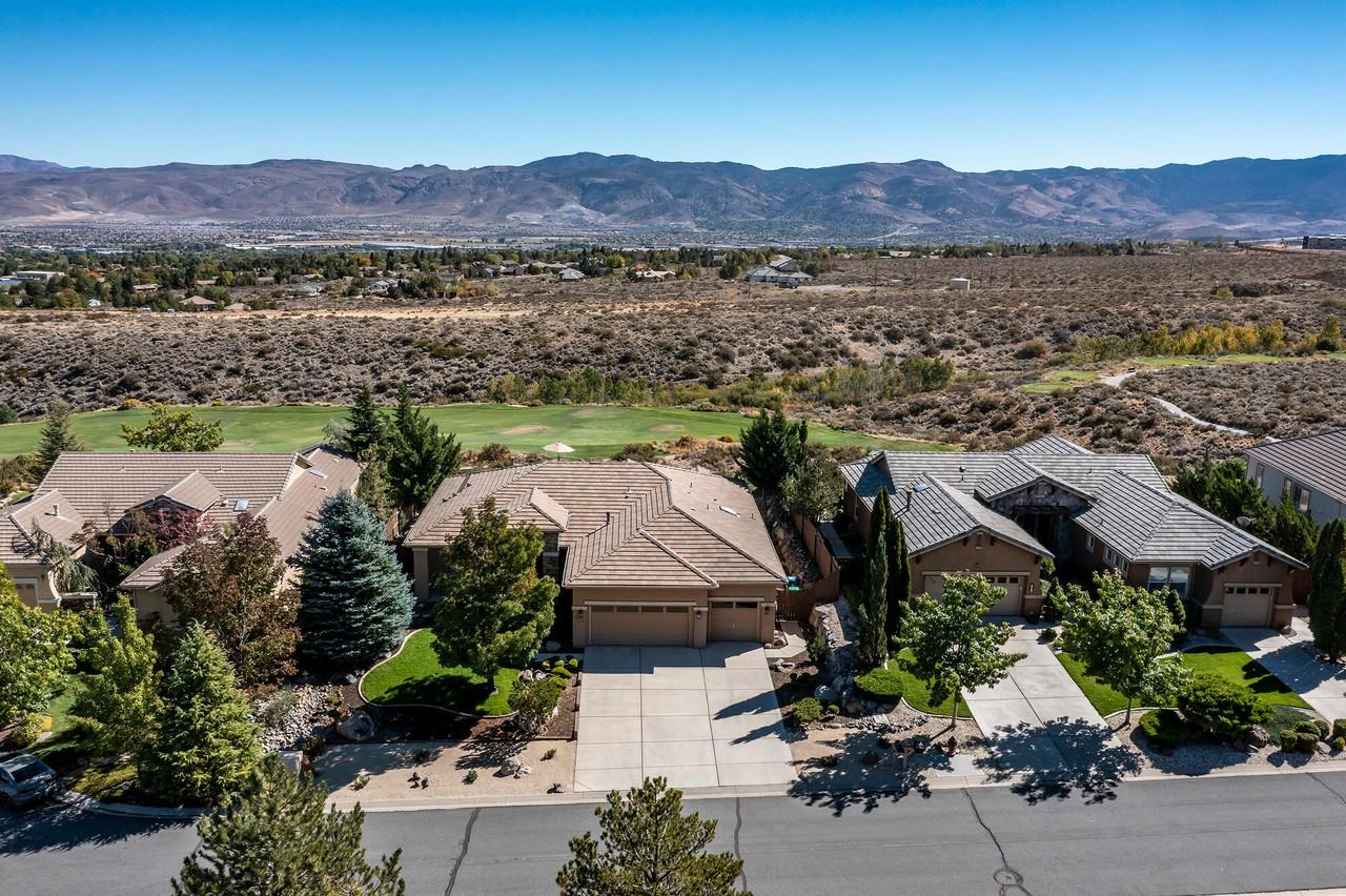 2750 Shadow Dancer Trl - Photo 3 of 39