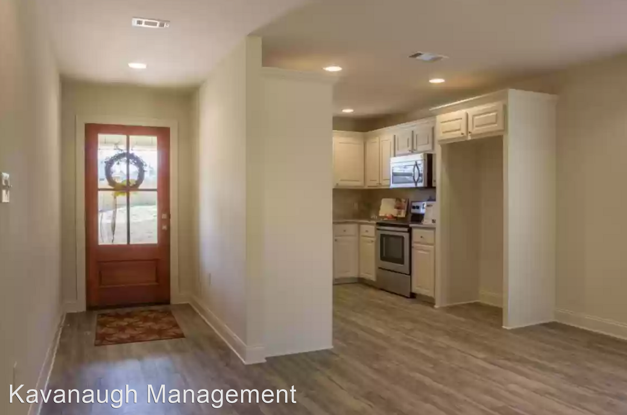 106 Crowns Pt - Photo 2 of 13