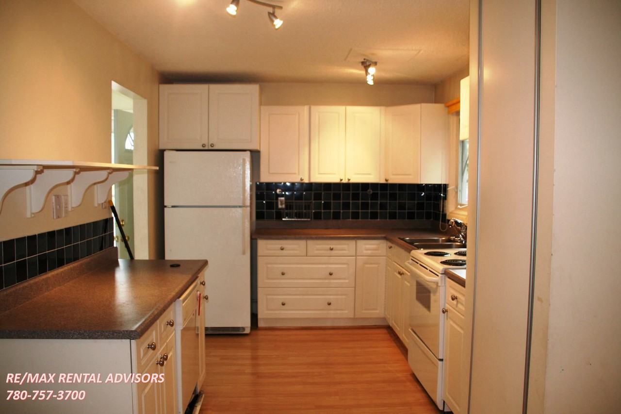 31 Belmead Gdns Nw - Photo 2 of 20