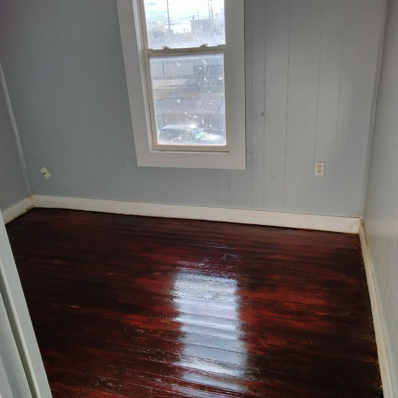 1915 Benton St #B - Photo 2 of 6