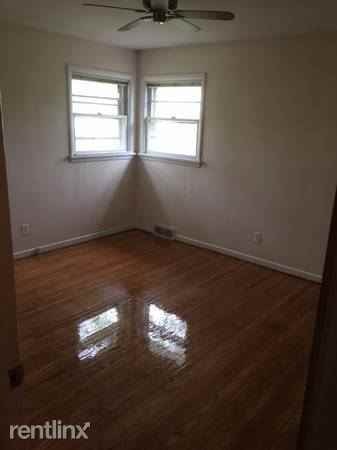 1 Fiora Dr - Photo 2 of 10