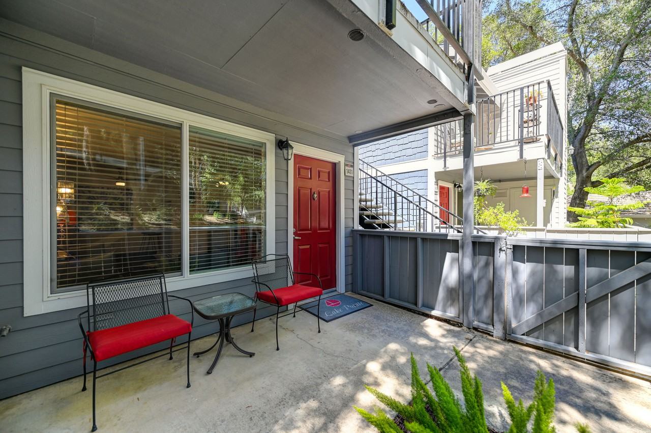 Lake Pointe - Photo 2 of 49