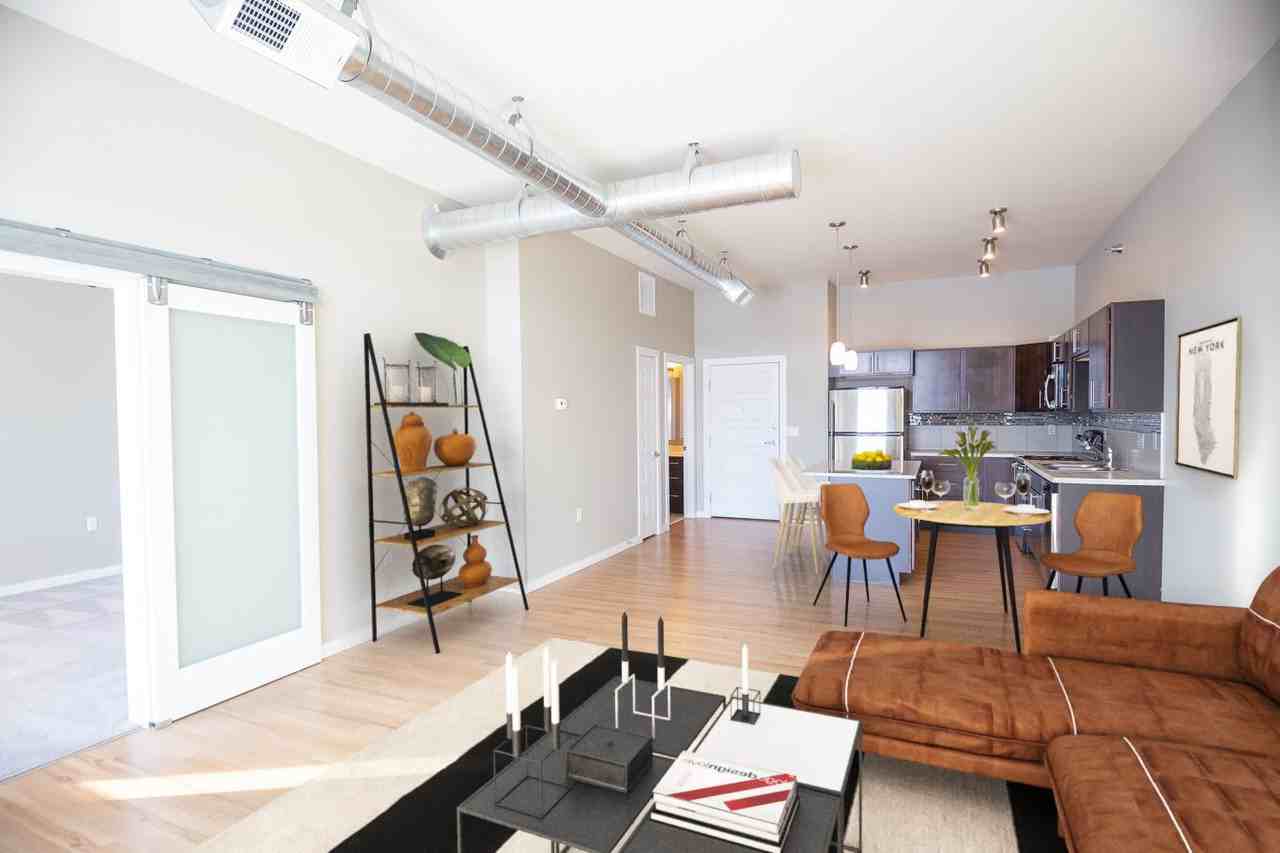 Phillips Avenue Lofts - Photo 2 of 26