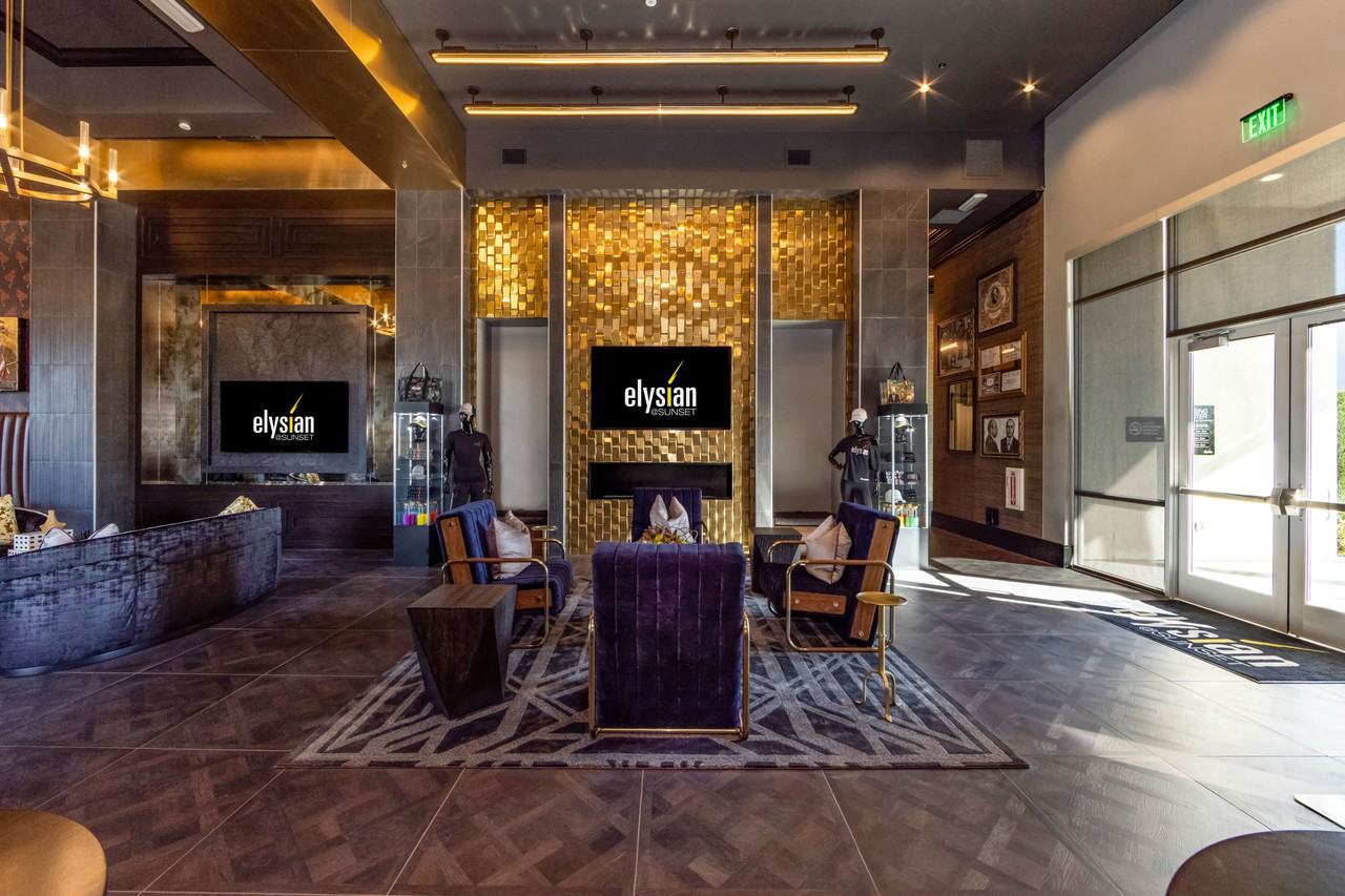 Elysian at Sunset - Photo 3 of 21