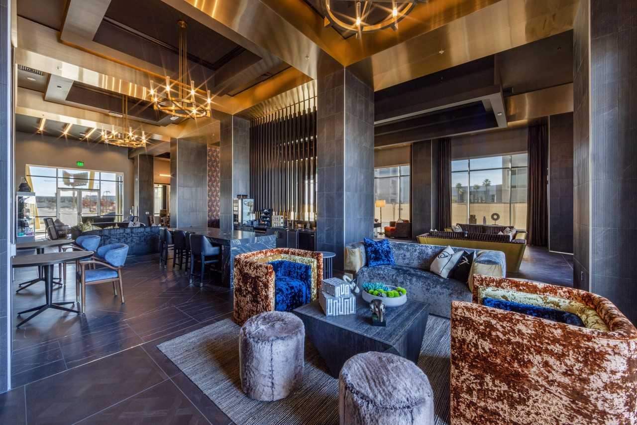 Elysian at Sunset - Photo 5 of 21