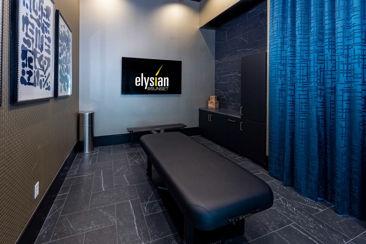 Elysian at Sunset - Photo 7 of 21