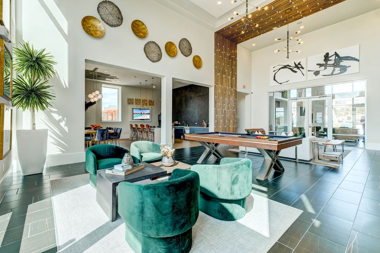 Hardy Oak - Photo 3 of 34