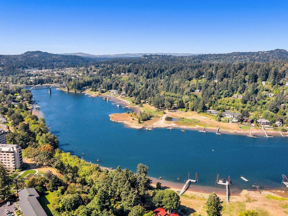 River Cliff Apartments - Photo 2 of 35