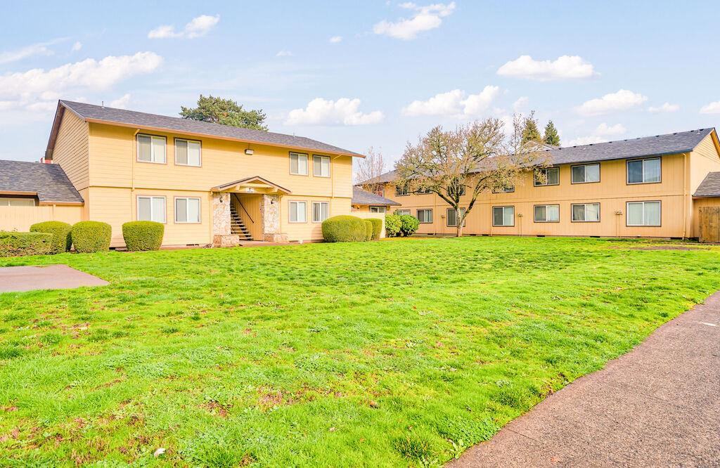 Maple Terrace Apartments - Photo 2 of 25