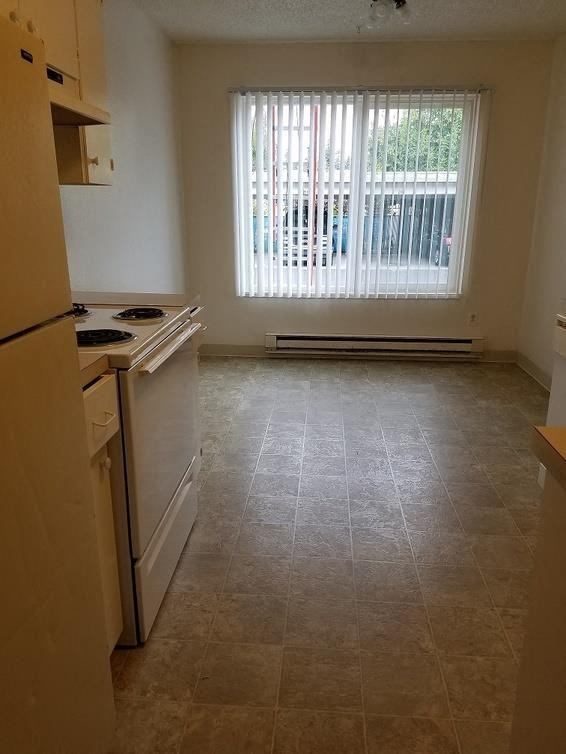 Rochelle Apartments - Photo 6 of 17