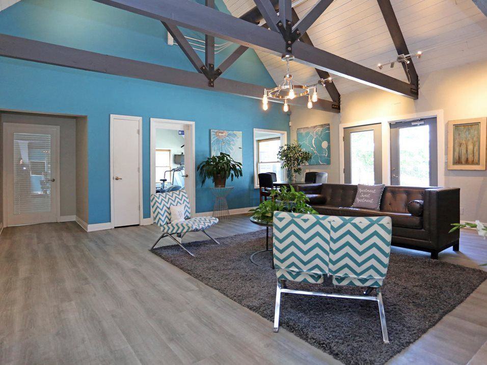 Windmill Apartments - Photo 4 of 31