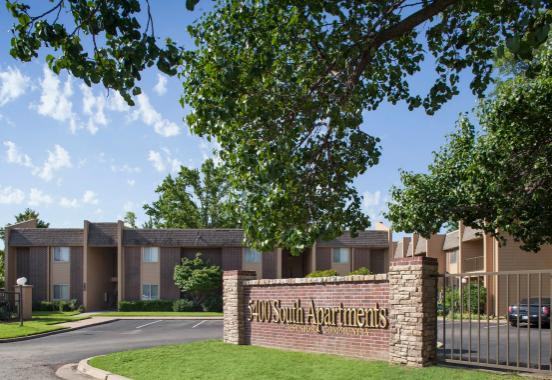 4700 E 54th St - Photo 4 of 18