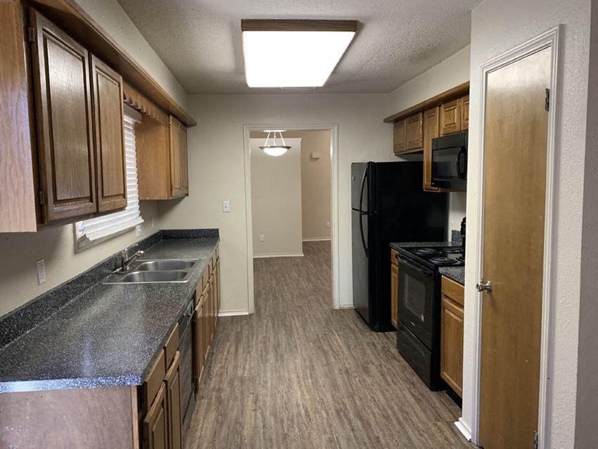 3500 Boyd Ave - Photo 6 of 24