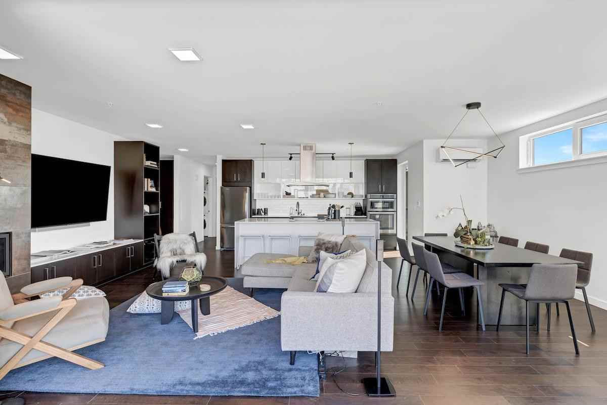 1820 Boylston Ave - Photo 4 of 50