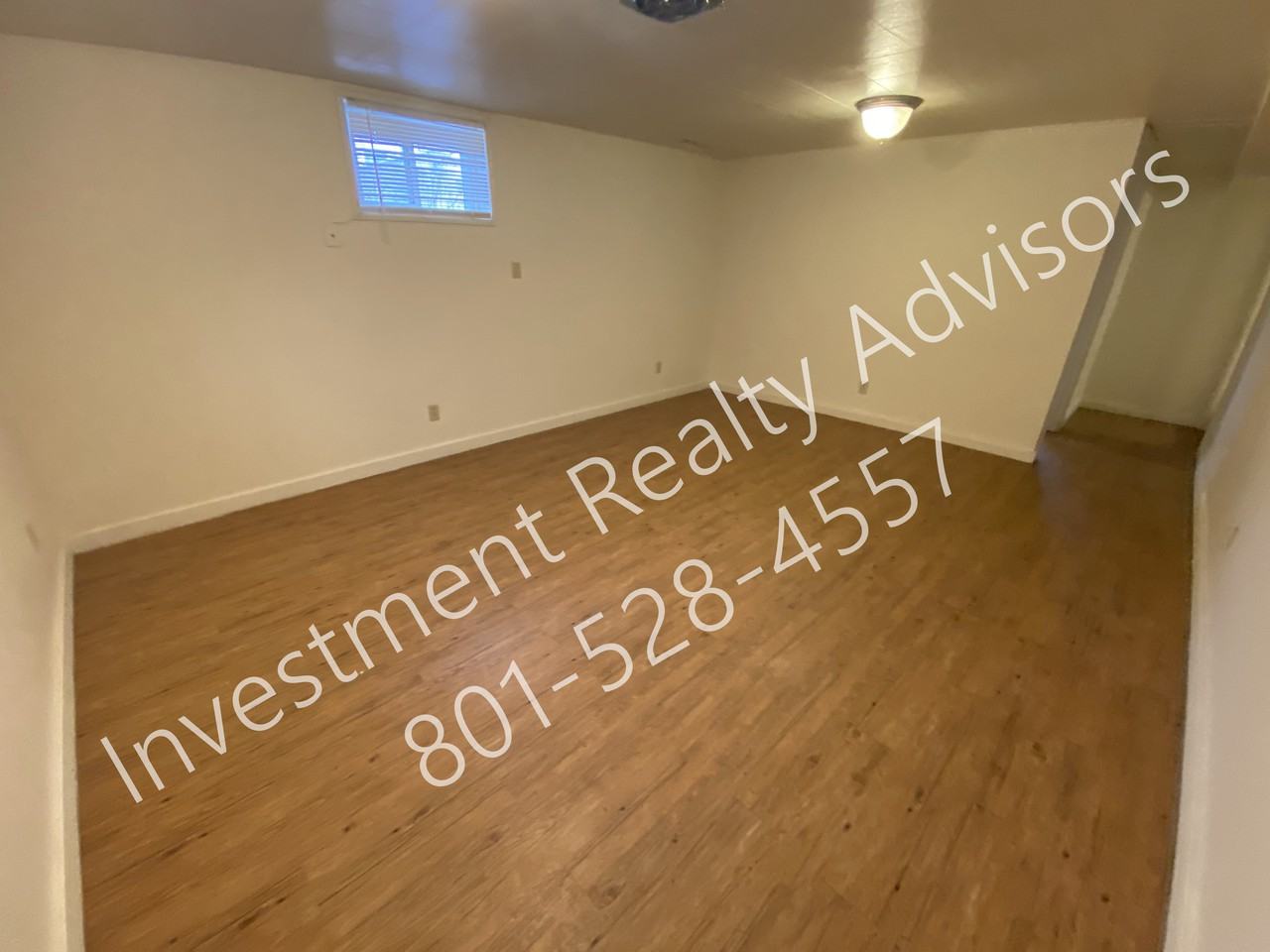 587 N Main St - Photo 2 of 10