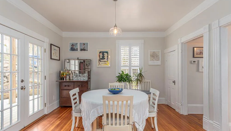 56 Roberts St - Photo 2 of 28