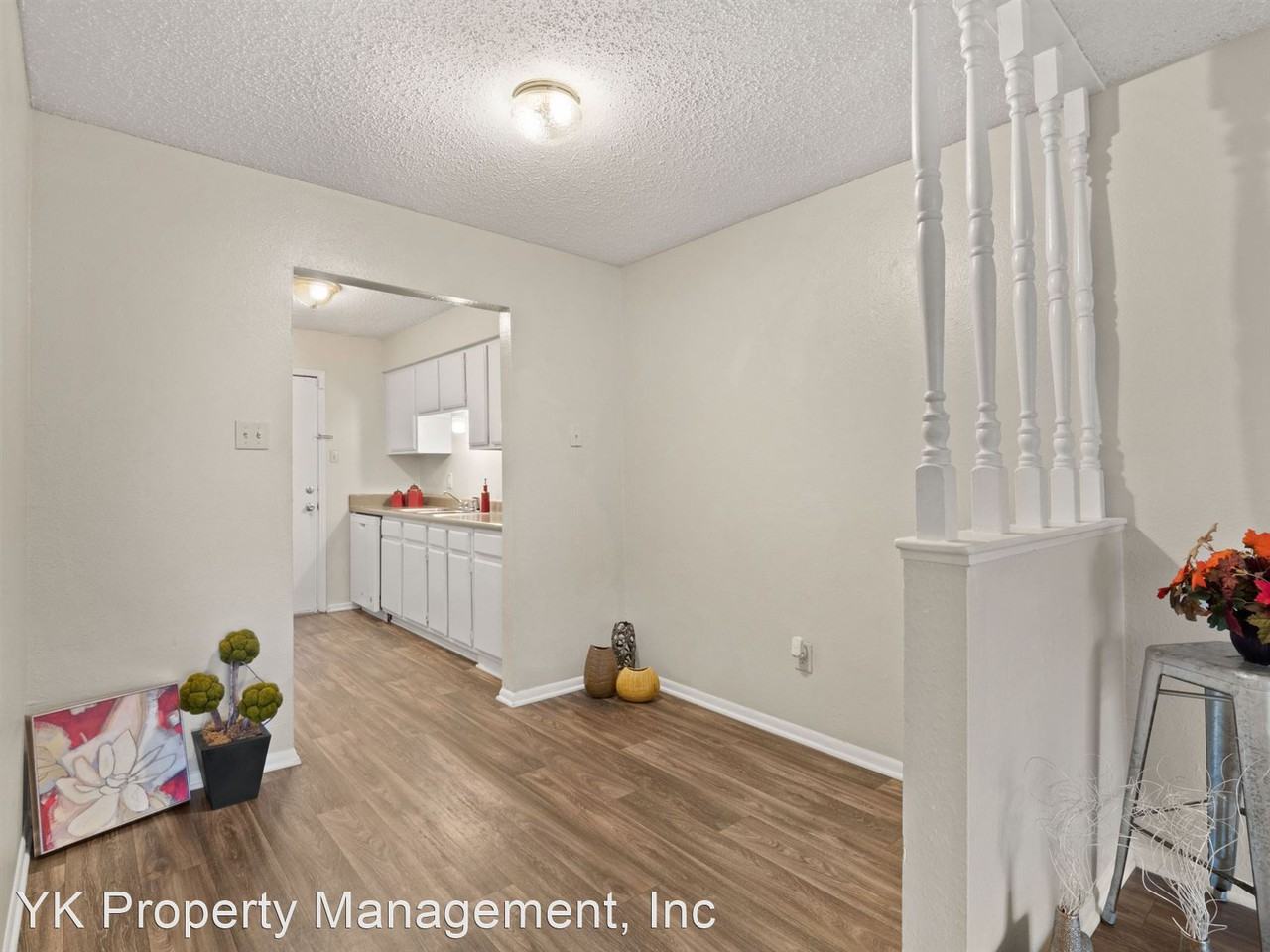 Holly Place - Photo 2 of 21