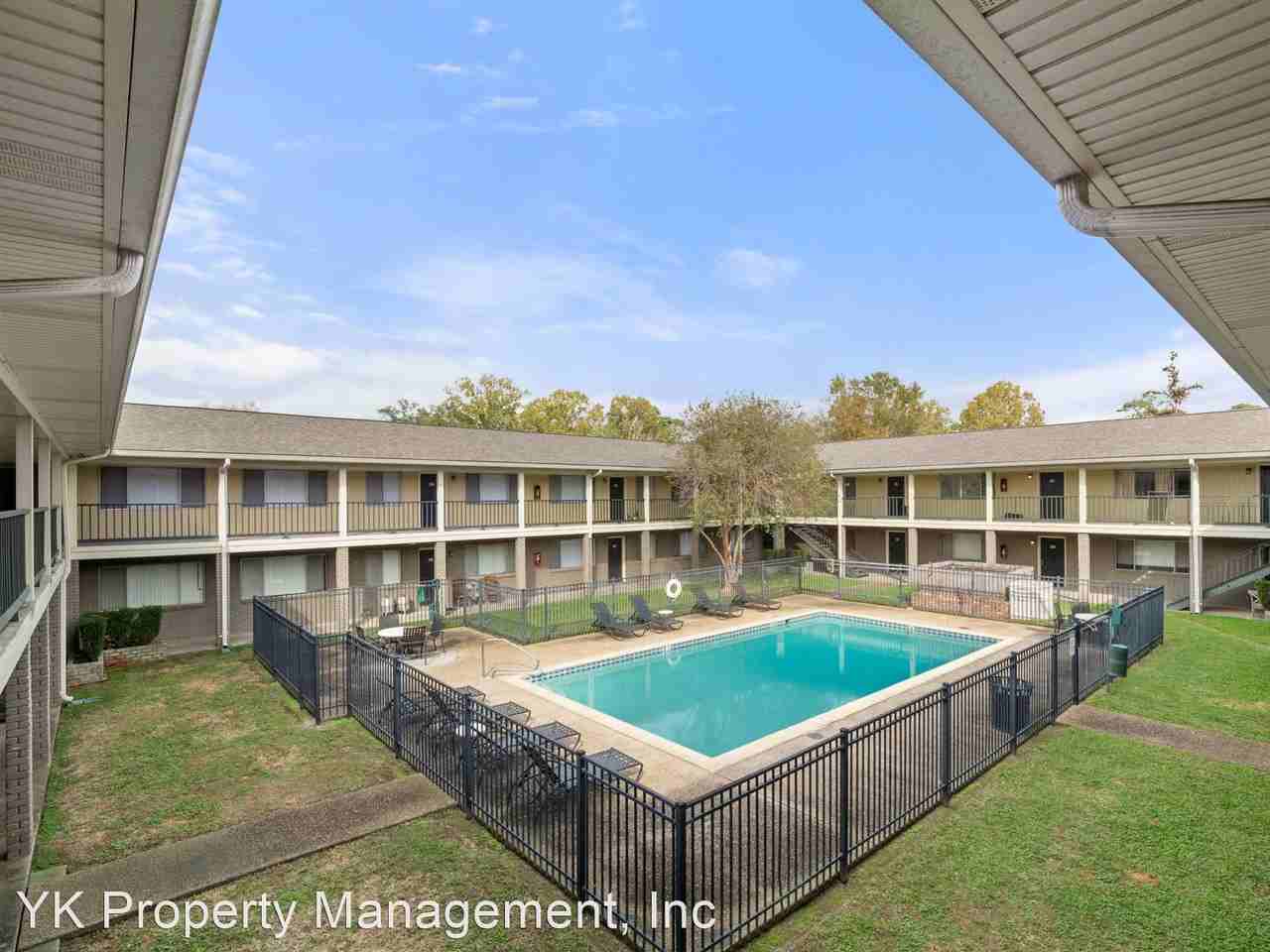 Lila Place - Photo 3 of 14