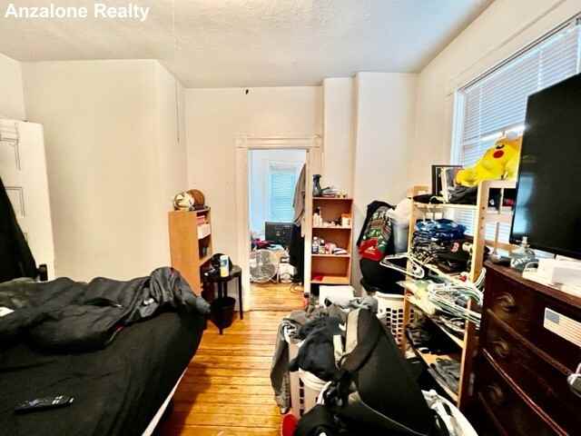 31 Thacher St #5R - Photo 4 of 15