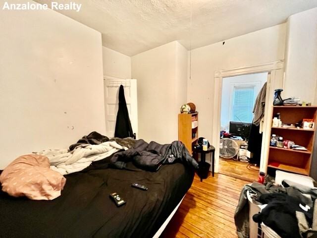 31 Thacher St #5R - Photo 5 of 15