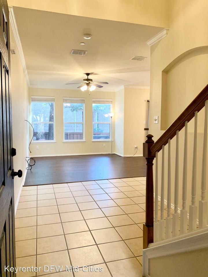 2993 Saint Andrews Dr - Photo 3 of 27