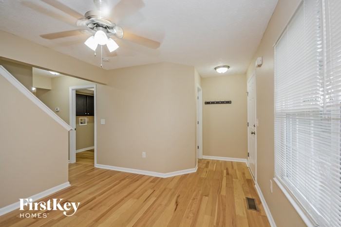 3463 Hickory Ln - Photo 2 of 15